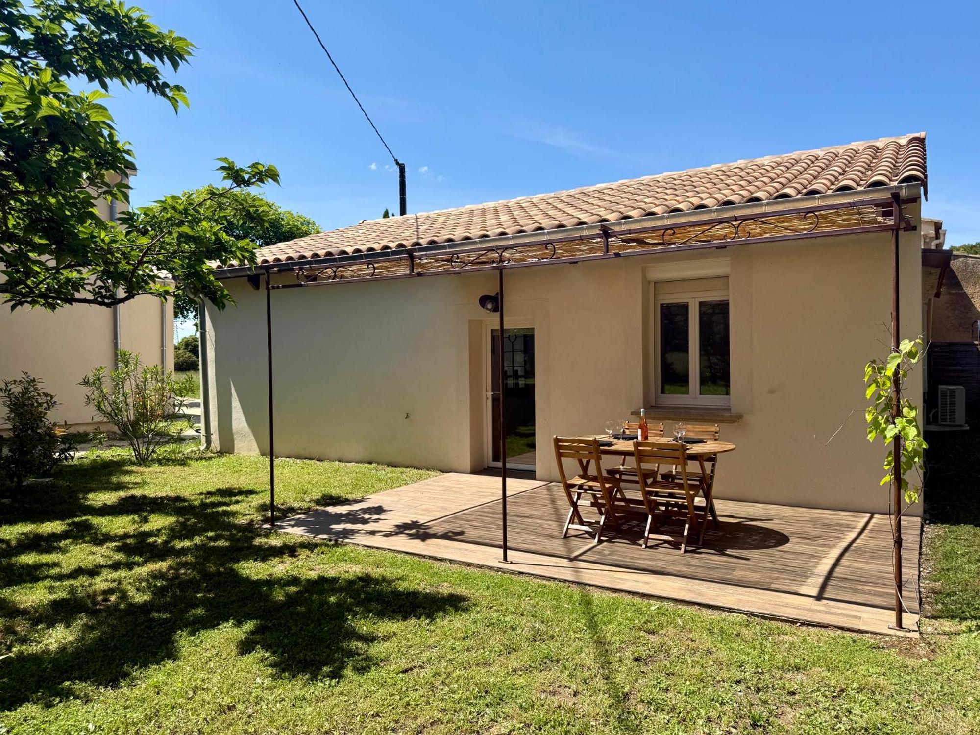Maisonnette Avec Petite Foret Valréas Exteriör bild